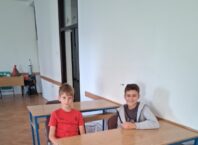 Parlaonica na temu zabrane korištenja mobitela